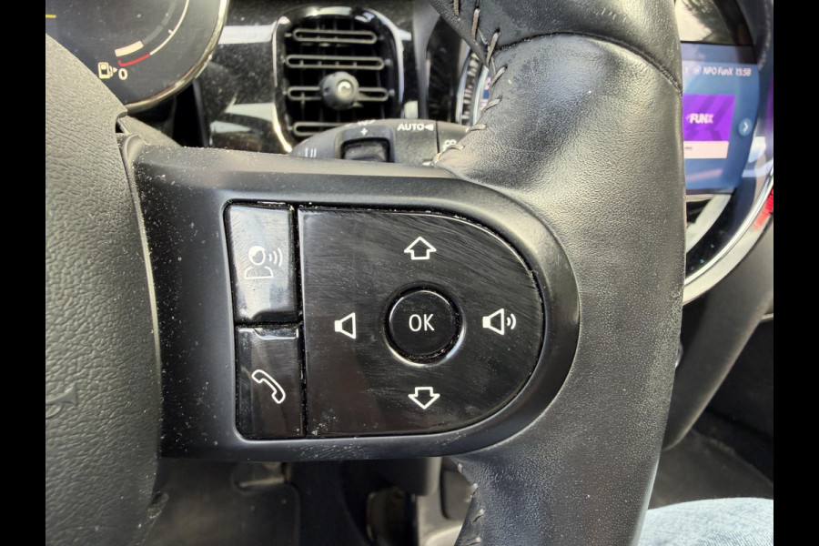 MINI 3-deurs 1.5 Cooper John Cooper Works | Panoramadak | Camera | Harmon Kardon | DAB |