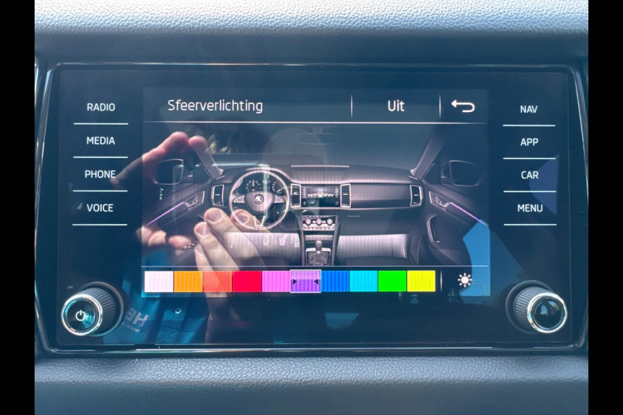 Škoda Kodiaq 1.5 TSI 150PK DSG LIMITED BUSINESS EDITION 7PERS. PANORAMA/LEDER/CANTON