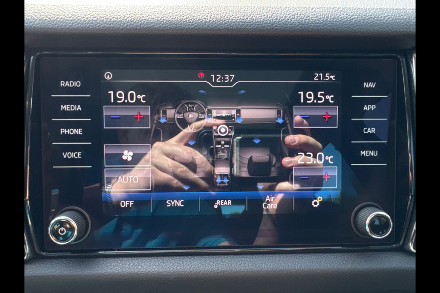 Škoda Kodiaq 1.5 TSI 150PK DSG LIMITED BUSINESS EDITION 7PERS. PANORAMA/LEDER/CANTON