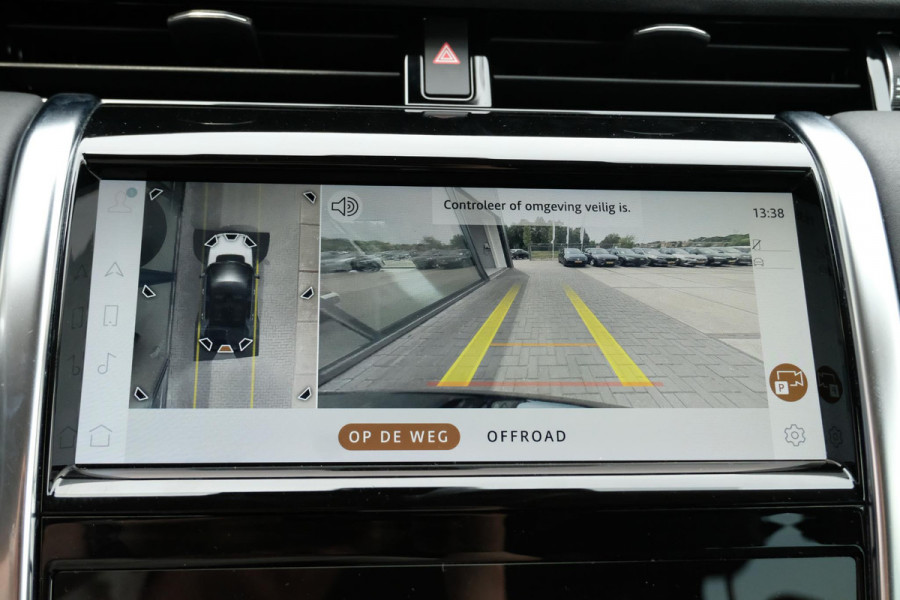 Land Rover Discovery Sport P300e 1.5 S 309 PK | 360 graden camera | Lederen bekleding | SOH 92,3% | Elektrische Stoelen | Navigatie | DAB