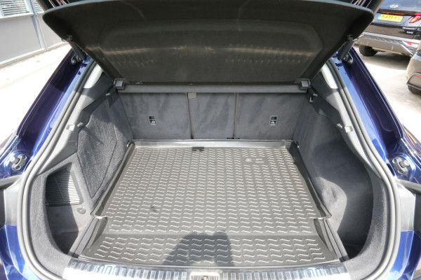 Audi Q3 Sportback 45 TFSI e S Line 245 PK | S-line | Elektrische Klep | Lederen bekleding | SOH 91% | Audi Sporten Velgen |  Stoelverwarming | Camera | LED | DAB | Virtual Cockpit |