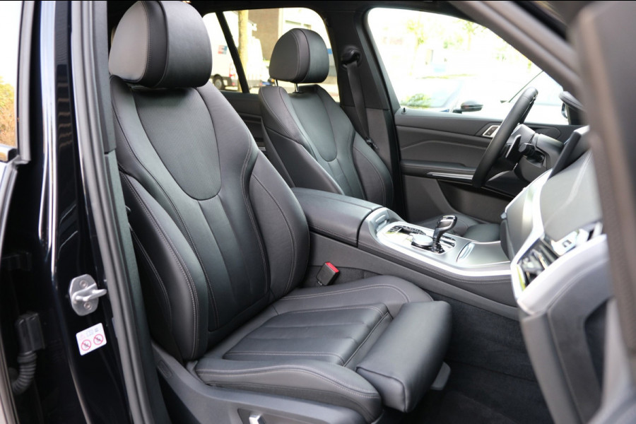 BMW X5 M50i High Executive |84.464km| 530pk V8 *Panodak/Leder/Camera/21 Inch Breedset