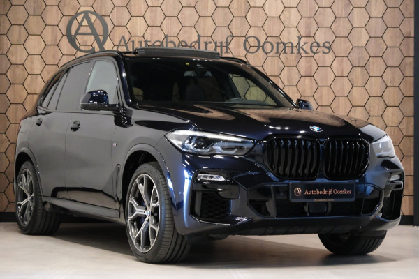 BMW X5 M50i High Executive |84.464km| 530pk V8 *Panodak/Leder/Camera/21 Inch Breedset