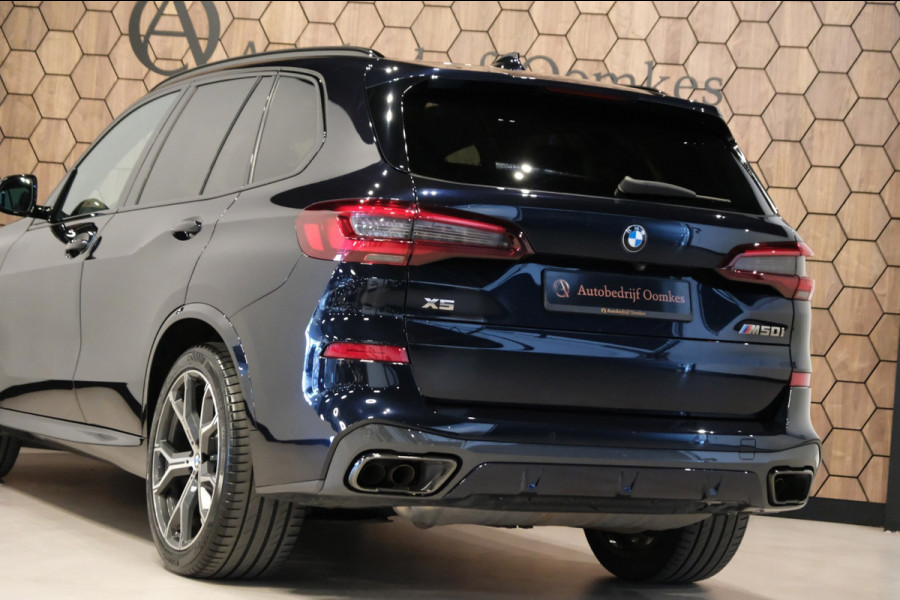 BMW X5 M50i High Executive |84.464km| 530pk V8 *Panodak/Leder/Camera/21 Inch Breedset