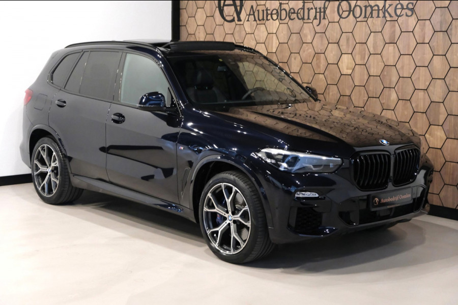 BMW X5 M50i High Executive |84.464km| 530pk V8 *Panodak/Leder/Camera/21 Inch Breedset