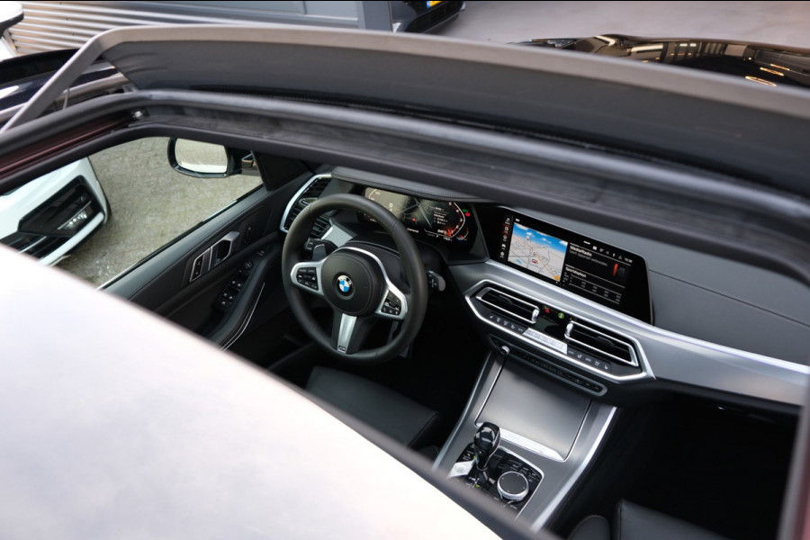 BMW X5 M50i High Executive |84.464km| 530pk V8 *Panodak/Leder/Camera/21 Inch Breedset