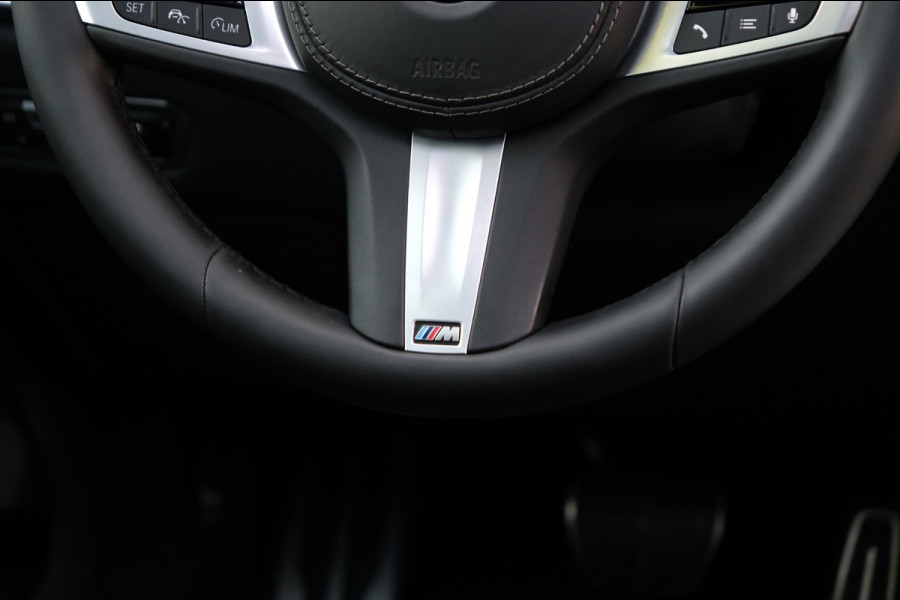 BMW X5 M50i High Executive |84.464km| 530pk V8 *Panodak/Leder/Camera/21 Inch Breedset