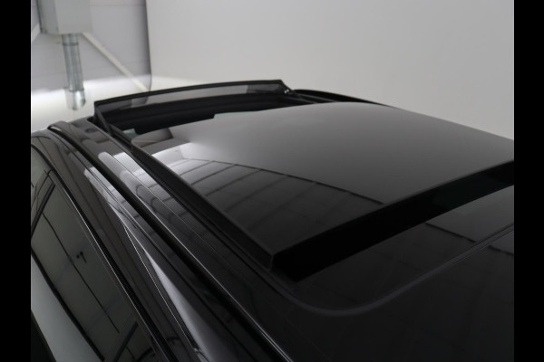 Škoda Octavia Combi 1.4 TSI RS iV PHEV Business | SOH 87,5% | Panoramadak | Adaptive cruise | Stuur/stoelverwarming | Caplay | Sfeerverlichting | Climate control | Camera | Park assist | Eletrische achterklep