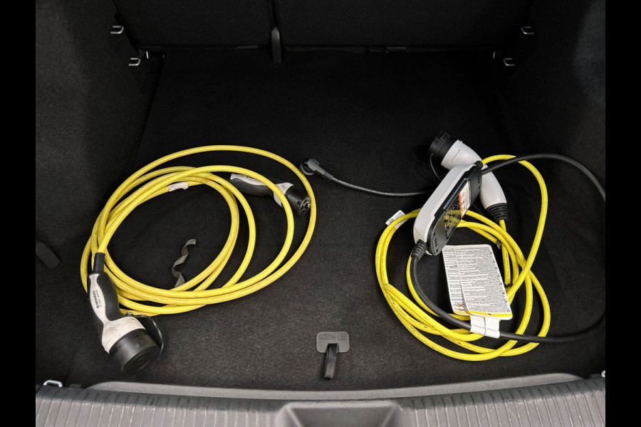 Volkswagen ID.4 Pro 77 kWh | 1e Eigenaar | SOH 95,84% | Carplay | Adaptive-cruise | Camera | Warmtepomp |