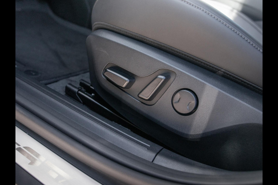 Kia EV4 GT-Line Business Edition 81.4 kWh | Direct leverbaar | Rijk uitgerust | Gunstige fiscale waarde! | Navi. | Clima. | Adapt. Cruise. | Stoel&Stuur Verwarming | Dodehoek Assistentie | GT-Line Vegan Lederen Stoelbekleding