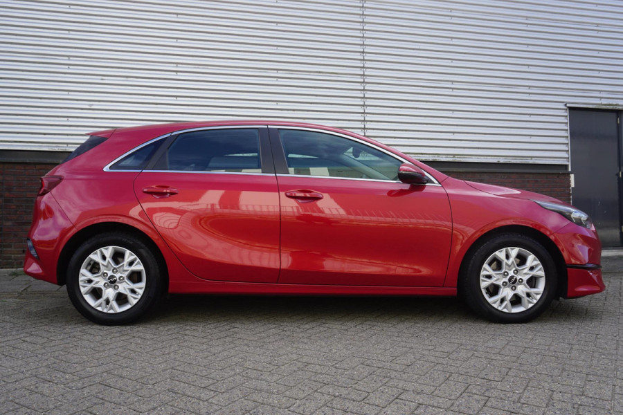 Kia Ceed 1.0 T-GDi DynamicLine/120PK/All-Seasonbanden/ 1e Eigenaar.