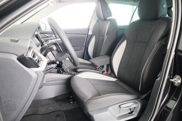 Škoda Kamiq Business Edition 1.0 TSI 115pk DSG  | Adaptive Cruise Control | Dode hoek sensoren | Winter pakket