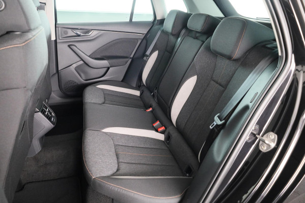 Škoda Kamiq Business Edition 1.0 TSI 115pk DSG  | Adaptive Cruise Control | Dode hoek sensoren | Winter pakket