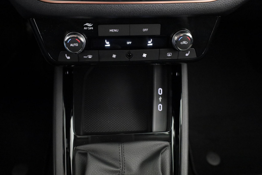 Škoda Kamiq Business Edition 1.0 TSI 115pk DSG  | Adaptive Cruise Control | Dode hoek sensoren | Winter pakket