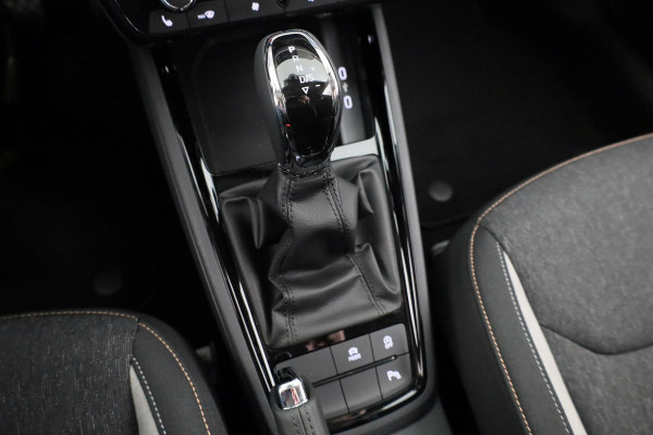 Škoda Kamiq Business Edition 1.0 TSI 115pk DSG  | Adaptive Cruise Control | Dode hoek sensoren | Winter pakket