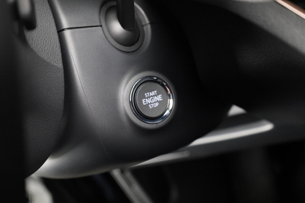 Škoda Kamiq Business Edition 1.0 TSI 115pk DSG  | Adaptive Cruise Control | Dode hoek sensoren | Winter pakket