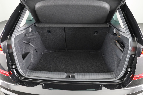 Škoda Kamiq Business Edition 1.0 TSI 115pk DSG  | Adaptive Cruise Control | Dode hoek sensoren | Winter pakket