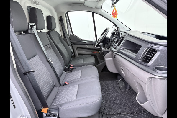 Ford Transit Custom 280 2.0TDCI 130PK Euro 6 L1H1 3-Persoons Navi Airco Cruise Control Bluetooth DAB Pdc Trend Betonplex Vloer Wandbetimmering Schuifdeur+Raam Achterdeuren+Ramen 1e Eigenaar