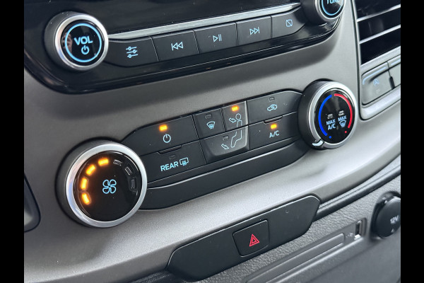 Ford Transit Custom 280 2.0TDCI 130PK Euro 6 L1H1 3-Persoons Navi Airco Cruise Control Bluetooth DAB Pdc Trend Betonplex Vloer Wandbetimmering Schuifdeur+Raam Achterdeuren+Ramen 1e Eigenaar