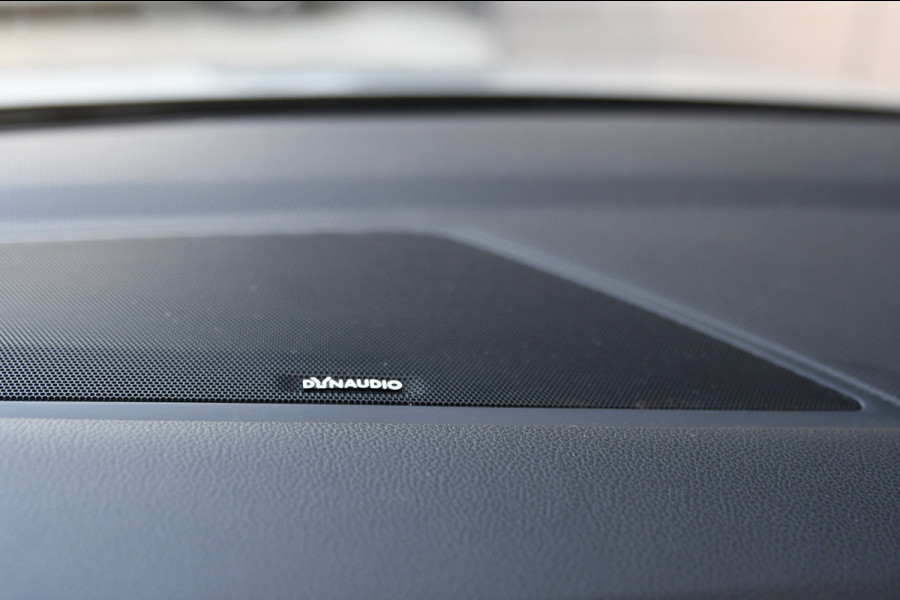 Volkswagen Tiguan Allspace 1.5 TSI R-Line, 7 persoons, Pano, Massage, Dynaudio, ACC, Camera, Dodehoek, Virtual, Trekhaak!