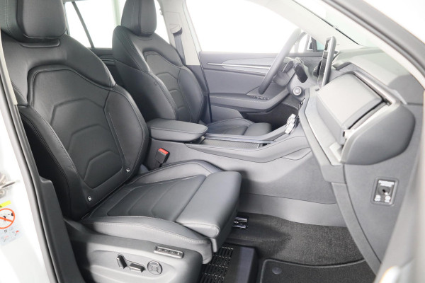 Škoda Kodiaq Business Edition 1.5 TSI PHEV 204 pk Panoramadak | Zwart Leder | Comfort Pakket | Led Matrix  | 20"licht metalen velgen | Canton Sound | Winter pakket | 360° camera