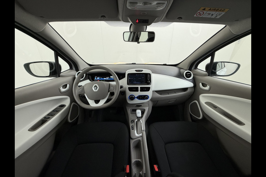 Renault ZOE R90 Life 41kWh Eigen Accu SOH 91% Navi Ecc Apple Carplay/Android Auto Cruise Control Bluetooth Pdc Regen-Lichtsensor Isofix WiFi Dealeronderhouden 1e Eigenaren