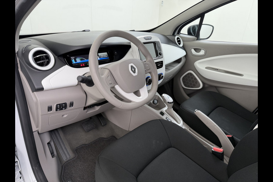 Renault ZOE R90 Life 41kWh Eigen Accu SOH 91% Navi Ecc Apple Carplay/Android Auto Cruise Control Bluetooth Pdc Regen-Lichtsensor Isofix WiFi Dealeronderhouden 1e Eigenaren