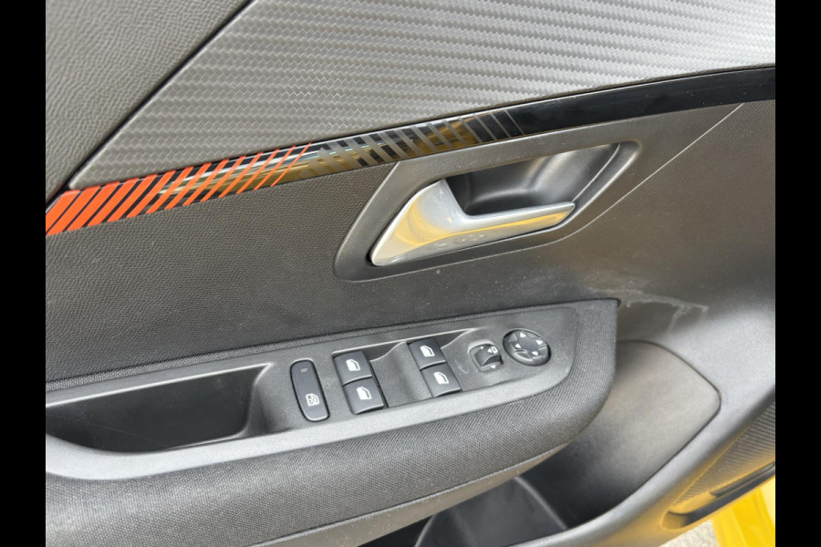 Peugeot e-208 EV Active Pack 50 kWh | 3-fase! | Rijklaar geleverd incl 12 maanden BOVAG garantie! |