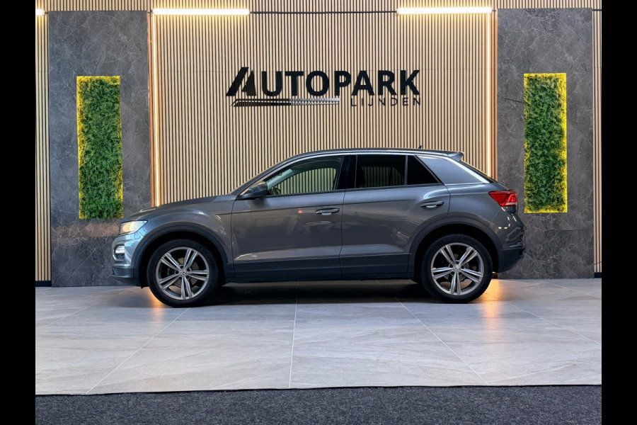 Volkswagen T-Roc 1.5 TSI Sport |AUTOMAAT|ACC|STOELVERWARMING|LANE ASSIST|CARPLAY|PDC|APK|18 INCH|150PK|
