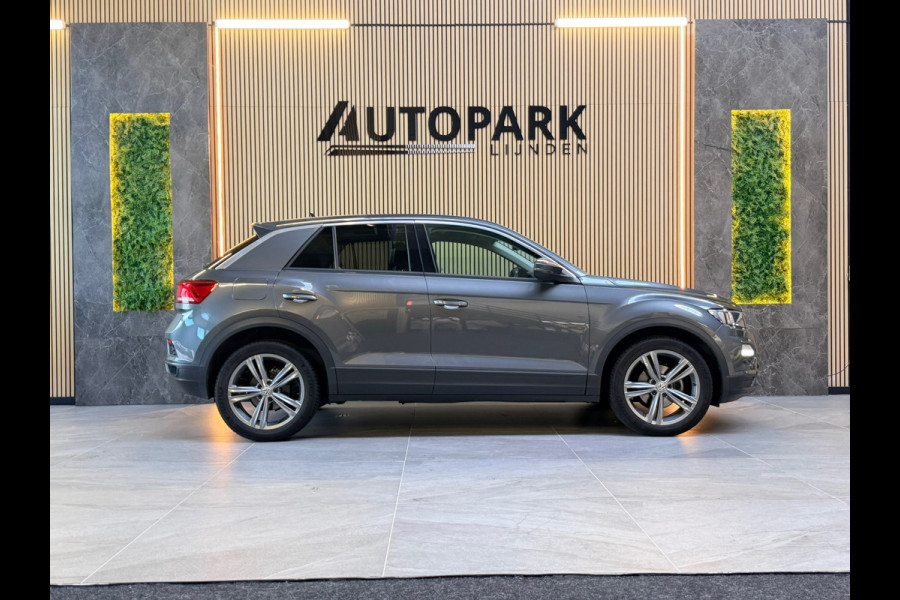Volkswagen T-Roc 1.5 TSI Sport |AUTOMAAT|ACC|STOELVERWARMING|LANE ASSIST|CARPLAY|PDC|APK|18 INCH|150PK|