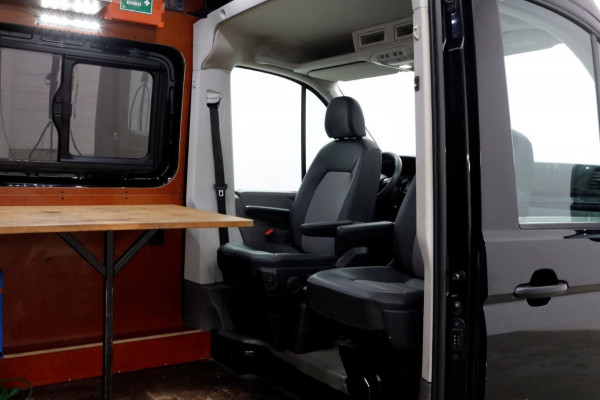 Volkswagen Crafter 35 2.0 TDI 140pk L3H3 (L2H2) DSG-Automaat Camera/230V/Draaistoelen 07-2021