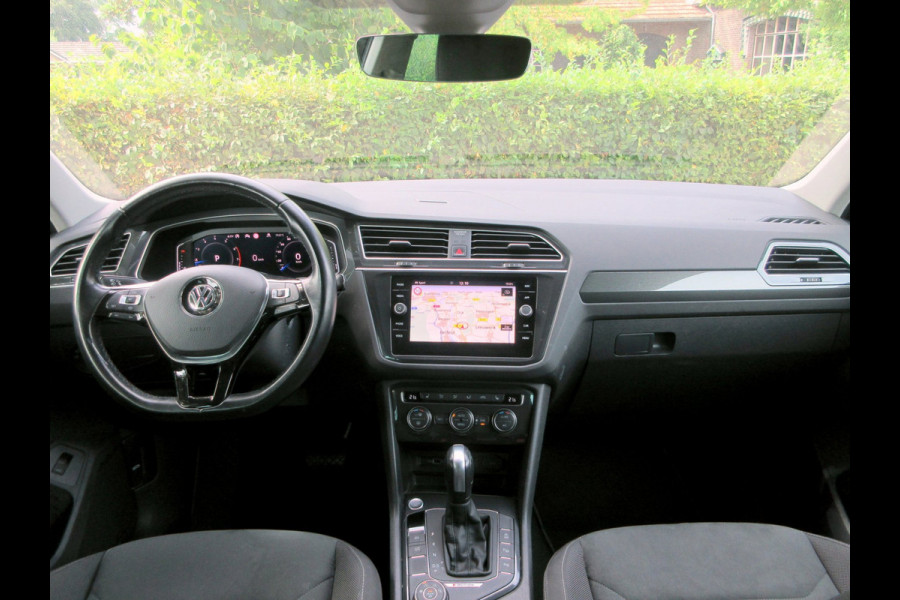 Volkswagen Tiguan 2.0 TSI 4M Highline Automaat * Trekhaak *