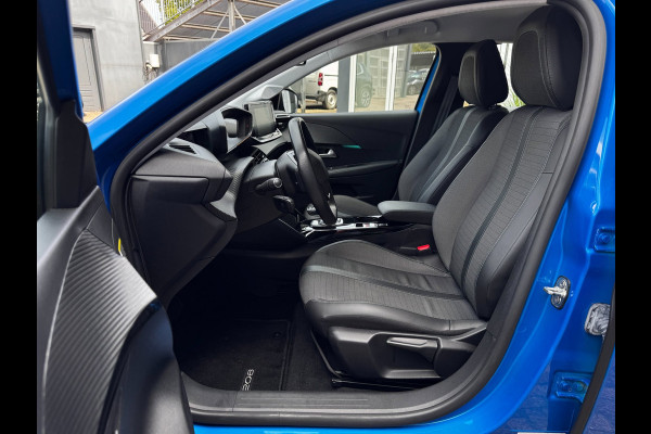 Peugeot e-208 EV Allure 50 kWh | 91% SOH | Trekhaak | Adaptive Cruise | Parkeersensoren | Navi By App |