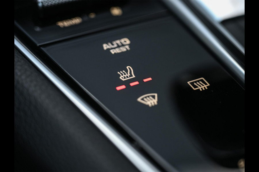 Porsche Panamera Sport Turismo 2.9 4S E-Hybrid | Panoramadak | NL-Auto | Camera | Adaptive Cruise | Luchtvering | Memory Seats | Stoelverwarming | Sport Chrono |