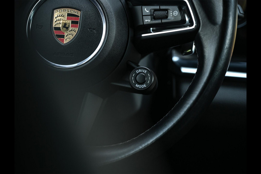 Porsche Panamera Sport Turismo 2.9 4S E-Hybrid | Panoramadak | NL-Auto | Camera | Adaptive Cruise | Luchtvering | Memory Seats | Stoelverwarming | Sport Chrono |
