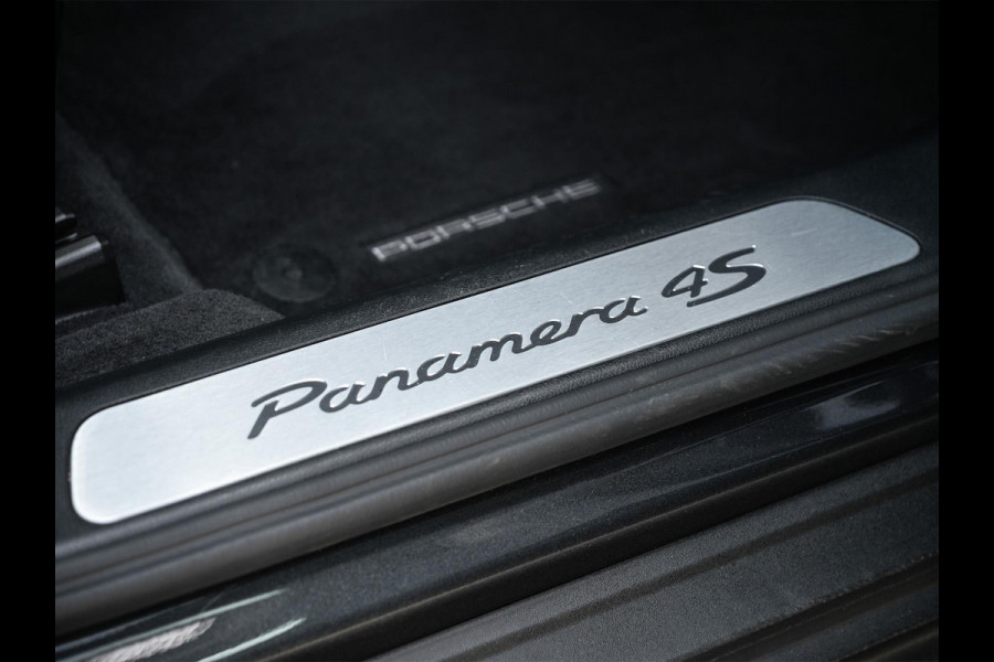 Porsche Panamera Sport Turismo 2.9 4S E-Hybrid | Panoramadak | NL-Auto | Camera | Adaptive Cruise | Luchtvering | Memory Seats | Stoelverwarming | Sport Chrono |