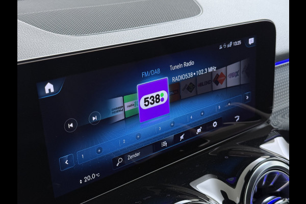 Mercedes-Benz EQB 250 69kWh SOH 97% Camera Apple Carplay Android Auto Stoelverwarming Elek.Achterklep Navi Ecc Cruise Control Pdc Business Line Verschuifbare Achterbank Dodehoekwaarschuwing Isofix DAB+ Bluetooth Lane Assist Led keyless 1e Eigenaar Origineel Nederlandse Auto