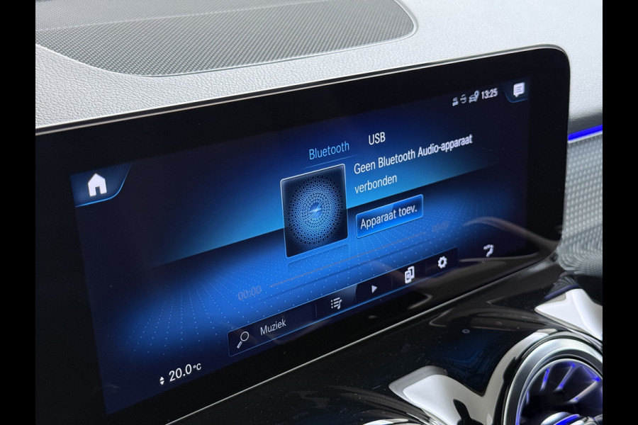 Mercedes-Benz EQB 250 69kWh SOH 97% Camera Apple Carplay Android Auto Stoelverwarming Elek.Achterklep Navi Ecc Cruise Control Pdc Business Line Verschuifbare Achterbank Dodehoekwaarschuwing Isofix DAB+ Bluetooth Lane Assist Led keyless 1e Eigenaar Origineel Nederlandse Auto