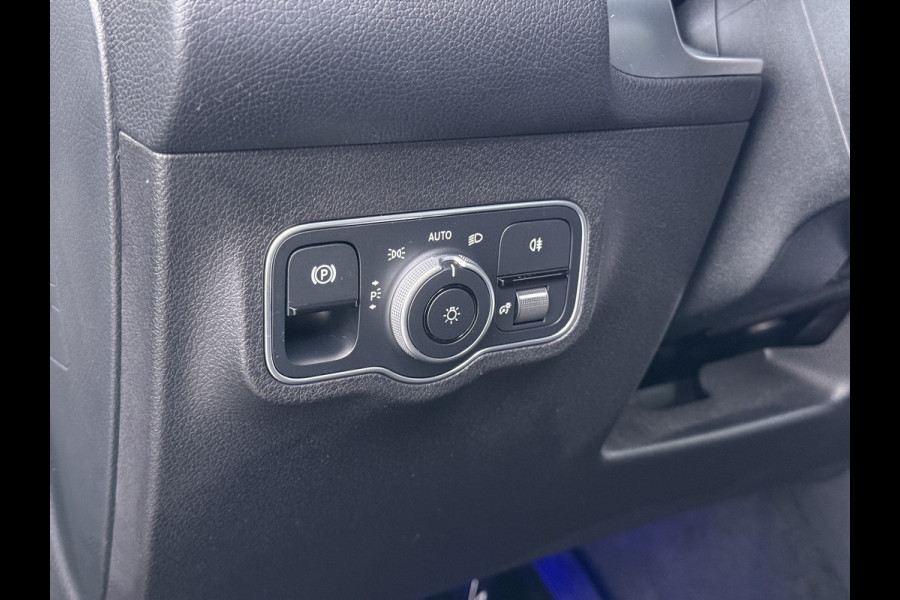 Mercedes-Benz EQB 250 69kWh SOH 97% Camera Apple Carplay Android Auto Stoelverwarming Elek.Achterklep Navi Ecc Cruise Control Pdc Business Line Verschuifbare Achterbank Dodehoekwaarschuwing Isofix DAB+ Bluetooth Lane Assist Led keyless 1e Eigenaar Origineel Nederlandse Auto