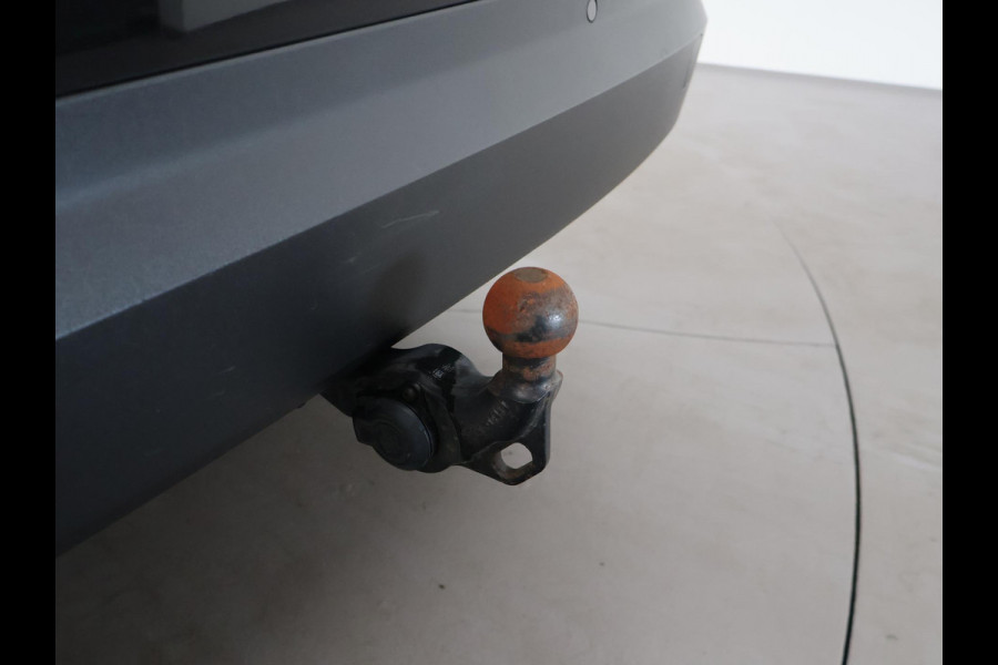 Škoda Kodiaq 1.5 TSI 150 PK + WEGKL. TREKHAAK 1800 KG | CARPLAY | CANTON | ADAPTIVE CRUISE | CAMERA