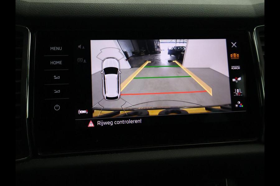 Škoda Kodiaq 1.5 TSI 150 PK + WEGKL. TREKHAAK 1800 KG | CARPLAY | CANTON | ADAPTIVE CRUISE | CAMERA