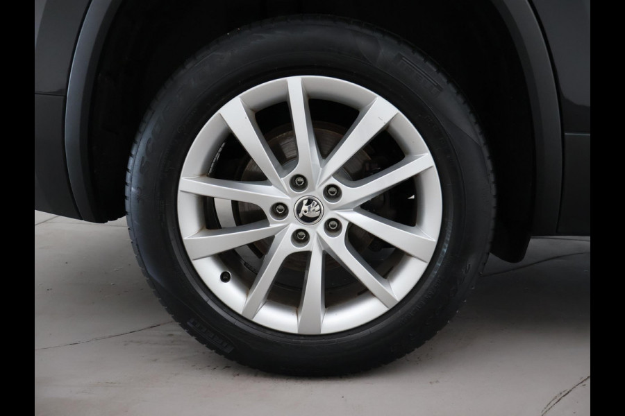 Škoda Kodiaq 1.5 TSI 150 PK + WEGKL. TREKHAAK 1800 KG | CARPLAY | CANTON | ADAPTIVE CRUISE | CAMERA