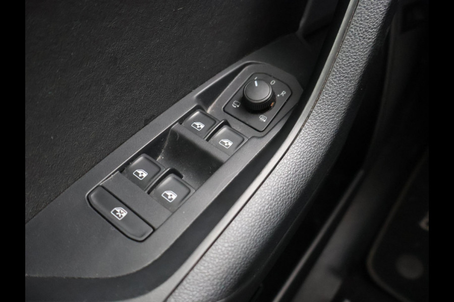 Škoda Kodiaq 1.5 TSI 150 PK + WEGKL. TREKHAAK 1800 KG | CARPLAY | CANTON | ADAPTIVE CRUISE | CAMERA