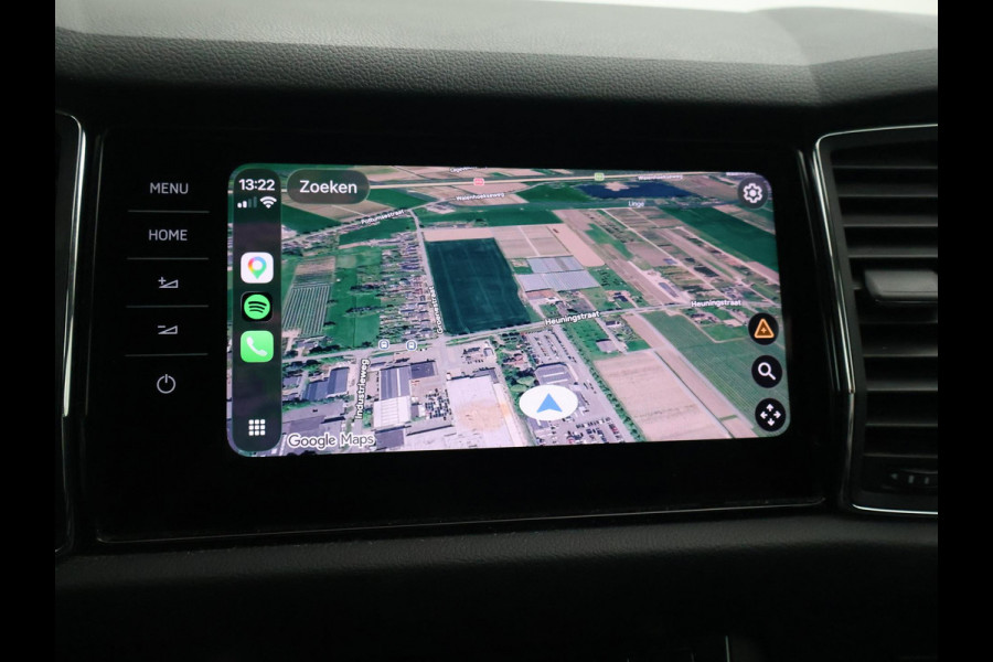Škoda Kodiaq 1.5 TSI 150 PK + WEGKL. TREKHAAK 1800 KG | CARPLAY | CANTON | ADAPTIVE CRUISE | CAMERA