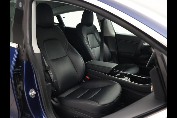 Tesla Model 3 LONG RANGE AWD 75 kWh + TREKHAAK AFNEEMBAAR | PANORAMA | ZWART LEDER | STOELVERW. V+A