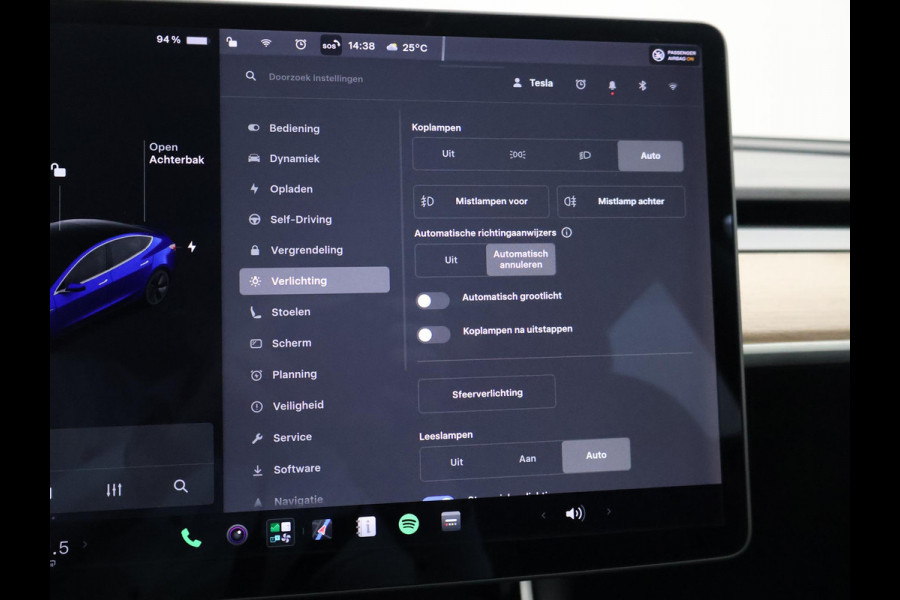 Tesla Model 3 LONG RANGE AWD 75 kWh + TREKHAAK AFNEEMBAAR | PANORAMA | ZWART LEDER | STOELVERW. V+A