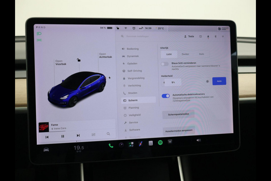 Tesla Model 3 LONG RANGE AWD 75 kWh + TREKHAAK AFNEEMBAAR | PANORAMA | ZWART LEDER | STOELVERW. V+A