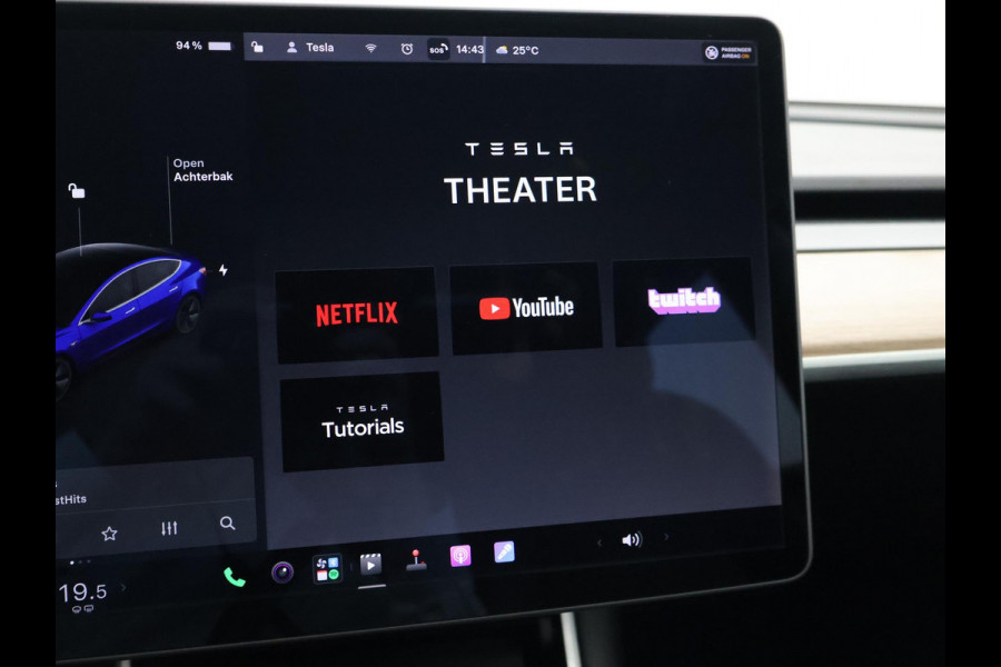 Tesla Model 3 LONG RANGE AWD 75 kWh + TREKHAAK AFNEEMBAAR | PANORAMA | ZWART LEDER | STOELVERW. V+A