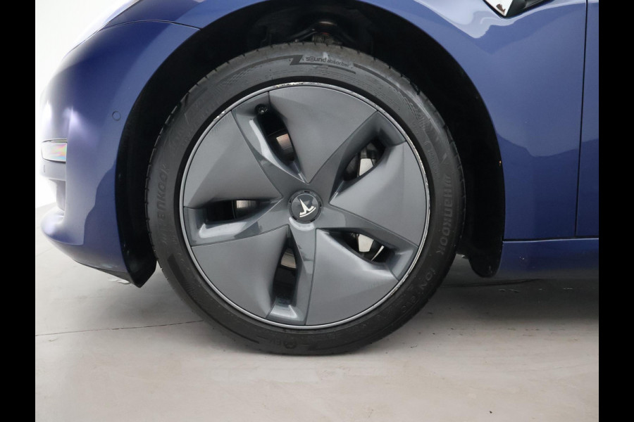Tesla Model 3 LONG RANGE AWD 75 kWh + TREKHAAK AFNEEMBAAR | PANORAMA | ZWART LEDER | STOELVERW. V+A