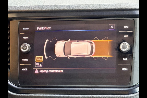 Volkswagen T-Roc 1.5 TSI Sport |AUTOMAAT|ACC|STOELVERWARMING|LANE ASSIST|CARPLAY|PDC|APK|18 INCH|150PK|